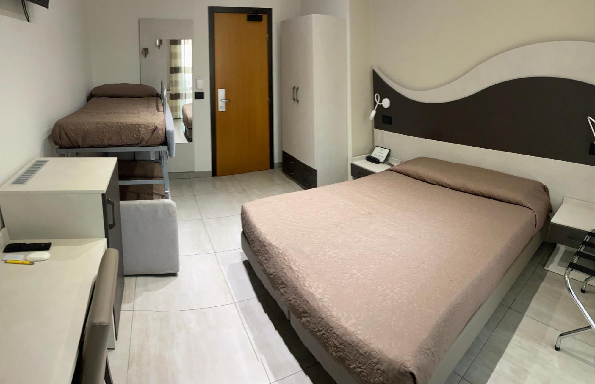 Hotel Roma Marina di Massa Exteriér fotografie