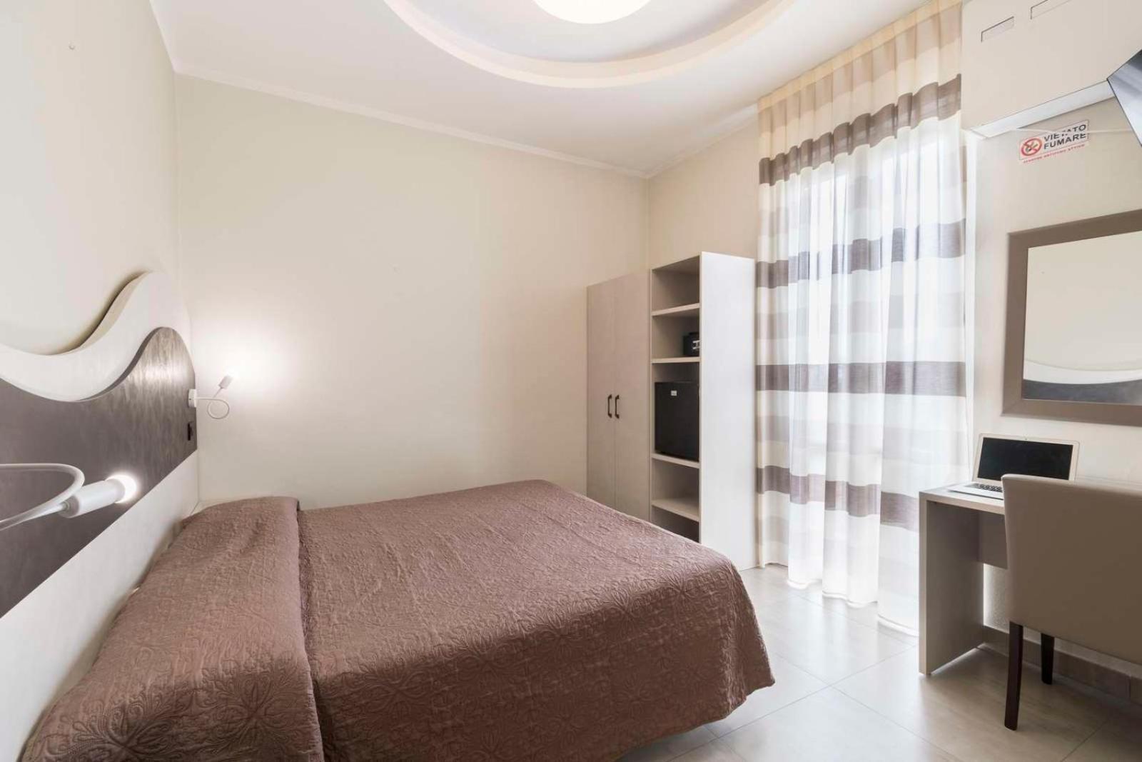 Hotel Roma Marina di Massa Exteriér fotografie